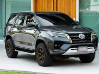 ขายรถ Toyota Fortuner 2.4 V ปี 2021