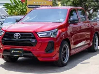 2022 Toyota Hilux Revo 2.8 GR Sports A/T สวยหรูมาก รถกระบะ 4 ประตู เกียร์ออโต้ นั่งได้ทั้งครอบครัว