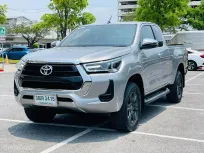 🔥 Toyota Hilux Revo Smart Cab 2.4 Entry Prerunner ซื้อรถผ่านไลน์ รับฟรีบัตรเติมน้ำมัน