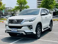 🔥 Toyota Fortuner 2.4 V ซื้อรถผ่านไลน์ รับฟรีบัตรเติมน้ำมัน