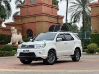 2010 Toyota Fortuner 3.0 TRD 4WD SUV รถบ้านมือเดียว ไมล์แท้ เจ้าของขายเอง 