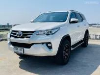 🔥 Toyota Fortuner 2.4 V ซื้อรถผ่านไลน์ รับฟรีบัตรเติมน้ำมัน