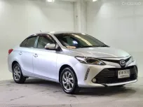 2019 Toyota VIOS 1.5 Mid รถเก๋ง 4 ประตู 