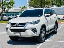 🔥 Toyota Fortuner 2.4 V ซื้อรถผ่านไลน์ รับฟรีบัตรเติมน้ำมัน