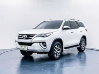 🔥 Toyota Fortuner 2.4 V ซื้อรถผ่านไลน์ รับฟรีบัตรเติมน้ำมัน
