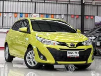 2019 Toyota YARIS 1.2 E รถเก๋ง 5 ประตู 