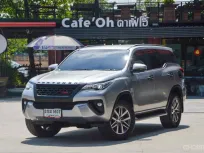 ขายรถ Toyota Fortuner 2.4 V ปี 2017