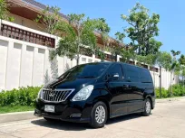 ซื้อขายรถมือสอง HYUNDAI H-1 2.5 Deluxe AT ดีเซล ปี 2017