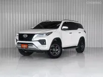 2021 Toyota Fortuner 2.4 V SUV 