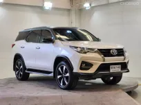 2019 Toyota Fortuner 2.8 TRD Sportivo 4WD SUV 