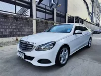 2015 Mercedes-Benz E200 CGI 2.0 Sport รถเก๋ง 4 ประตู รถบ้านแท้ ไมล์น้อย เจ้าของขายเอง 