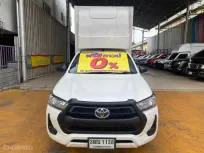 2022 Toyota Hilux Revo 2.4 Entry รถกระบะ ฟรีดาวน์ มีหลังคาพร้อมบรรทุก 