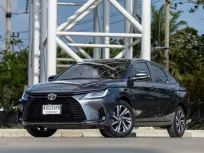 ขาย รถมือสอง 2023 Toyota Yaris Ativ 1.2 Smart รถเก๋ง 4 ประตู 