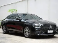 2022 Mercedes-Benz E300e 2.0 e AMG Dynamic รถเก๋ง 4 ประตู ออกรถง่าย รถบ้านมือเดียว ไมล์แท้ 