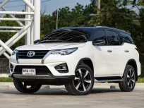 ขาย รถมือสอง 2019 Toyota Fortuner 2.8 TRD Sportivo 4WD SUV 