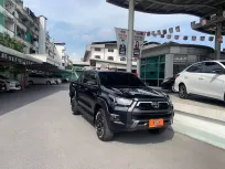 Toyota Hilux Revo 2.8 Rocco 4x4  รถกระบะ 