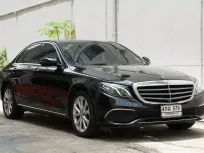 2016 Mercedes-Benz E220 2.0 d Exclusive รถเก๋ง 4 ประตู ออกรถง่าย รถสวยไมล์แท้ 