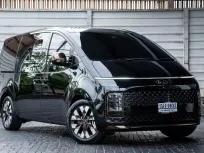 2022 Hyundai STARIA 2.2 Premium with Sunroof รถตู้