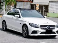 2019 Mercedes-Benz C300e 2.0 e AMG Dynamic รถเก๋ง 4 ประตู 