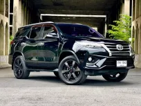 TOYOTA FORTUNER 2.8 SIGMA4 TRD Top 2017 ออกศูนย์ ป้ายแดง มือเดียว