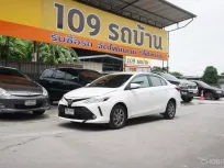 ขาย รถมือสอง 2017 Toyota VIOS 1.5 E รถเก๋ง 4 ประตู 