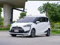 ขายรถ TOYOTA SIENTA 1.5 V ปีจด 2017