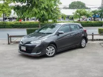 2019 Toyota YARIS 1.2 E รถเก๋ง 5 ประตู 