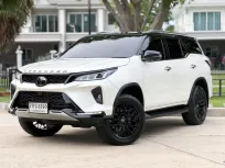 2021 Toyota Fortuner 2.8 Legender SUV รถบ้านมือเดียว ไมล์น้อย แต่งสวย เจ้าของขายเอง 