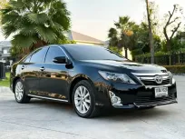 2012 Toyota CAMRY 2.5 Hybrid DVD รถเก๋ง 4 ประตู รถบ้านแท้ ไมล์น้อย 