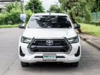 2023 Toyota Hilux Revo 2.4 Z-Edition Mid รถกระบะ 