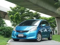2012 Honda JAZZ 1.5 V รถเก๋ง 5 ประตู 