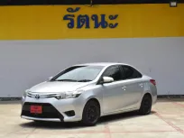 2016 Toyota VIOS 1.5 E รถเก๋ง 4 ประตู ฟรีดาวน์  ออกรถฟรี ไม่มีค่าใช้จ่าย