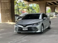 2018 Toyota CAMRY 2.0G 4 ประตู ฟรีดาวน์ 