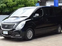 2018 Hyundai H-1 2.5 Deluxe รถตู้  เจ้าของขายเอง