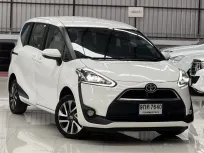 2019 Toyota Sienta 1.5 V รถตู้/MPV 