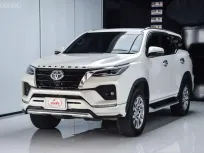 ขายรถ Toyota Fortuner 2.4 V ปี 2020