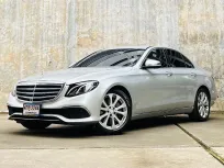 2017 Mercedes-Benz E220 2.0 d Exclusive รถเก๋ง 4 ประตู รถสวย ไมล์แท้ 