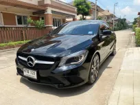 2015 Mercedes-Benz CLA180 1.6 Urban รถเก๋ง 4 ประตู รถบ้านแท้