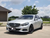 2015 Mercedes-Benz E200 2.0 Avantgarde รถเก๋ง 4 ประตู รถบ้านแท้ ไมล์น้อย เจ้าของขายเอง 