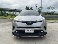 02018 Toyota C-HR 1.8 HV suv  ออกรถง่าย