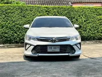ขาย รถมือสอง 2016 Toyota CAMRY 2.0 รถเก๋ง 4 ประตู 
