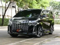 Toyota Alphard 2.5 S C-Package 2022 รถบ้านมือเดียว ท๊อปสุดออปชั่นครบๆ เบาะมิกกี้ปรับไฟฟ้า