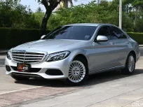Benz C300 2.1 W205 Blue TEC HYBRID Exclusive 2015 รถบ้านออกศูนย์ใช้งานน้อยไมล์เพียง 4 หมื่นกว่าโล