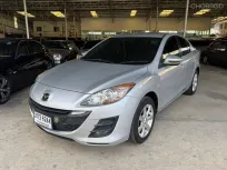 Mazda3 4 ประตู 1.6i ปี 2013 สีบรอนซ์