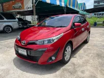 2017 Toyota Yaris Ativ 1.2 G รถเก๋ง 4 ประตู รถบ้านมือเดียว วิ่งเพียง68,000km.