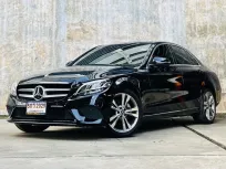 2019 Mercedes-Benz C220 2.0 d Avantgarde รถเก๋ง 4 ประตู ออกรถง่าย รถสวย ไมล์น้อย 