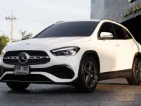 2020 Mercedes-Benz GLA-Class 1.3 GLA200 SUV รถบ้านมือเดียว ไมล์น้อย 