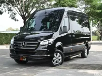 Benz Sprinter 3.0 419 CDI  2020 รถมือเดียวออกศูนย์แต่งภายในแบบวีไอพีจาก KIN พร้อมใช้งาน