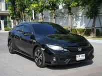 2017 Honda CIVIC 1.5 i-VTEC Turbo RS รถเก๋ง 4 ประตู ขาย