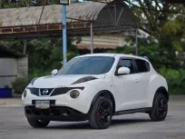 ซื้อขายรถมือสอง NISSAN JUKE 1.6 V รุ่นรองท็อป PUSH START ปี 2015  